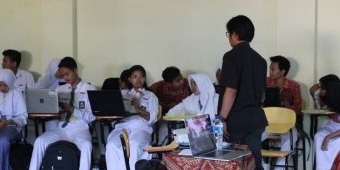 Ratusan Pelajar SMA di Bojonegoro Ikuti Pelatihan Karya Tulis Ilmiah