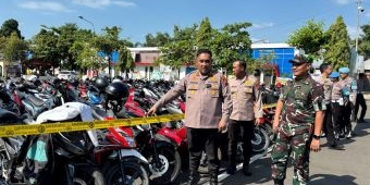 Tak Cuma Tilang Ratusan Motor Sitaan, Polres Tuban Beri Hukuman ke Penggembira PSHT yang Ikut Konvoi