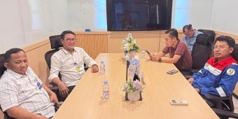 Pertamina Pecat 2 Sopir Tangki di Tuban atas Dugaan Pencurian, Ketua Komisi II Bantah Tuduhan