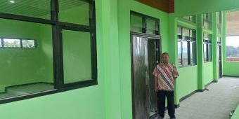 Pembangunan Ruang Kelas Baru SMPN 2 Ngoro Selesai Tepat Waktu