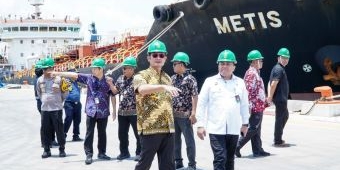 Bupati Lamongan Dampingi Tim Kemenkopolhukam Tinjau Kesiapan Fisik Pelabuhan Tanjung Pakis
