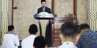 ​Pelajar SMP di Surabaya Isi Khotbah Jumat di Masjid Dispendik