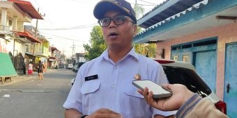 Viral 4 Anak Kandung Titipkan Ibunya di Griya Lansia Malang, Camat Pabean Cantian Jelaskan Kronologi
