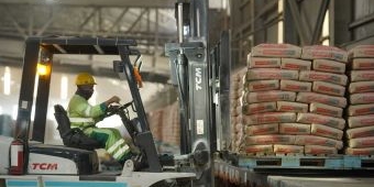 Solusi Bangun Indonesia Tunjukkan Resiliensi Di Tengah Tantangan Industri