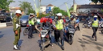 Ops Patuh Semeru, Pengendara Kena Tilang Langsung Sidang di Tempat