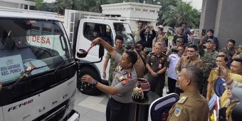 Kodim Kediri Serahkan 36 Truk untuk Koperasi Desa Merah Putih