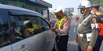 Penyekatan Hari Keempat, Pemudik Mulai Berkurang