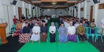 Di Ponpes Lirboyo, Santri, Kyai dan Nahdliyin Kota Kediri Titip Harapan pada Paslon Vinanda-Qowim