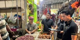 Pastikan Stok Bapok Aman Jelang Ramadhan, Satgas Pangan Polres Gresik Sidak ke Pasar Baru