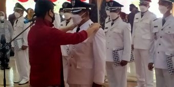 Lantik 15 Kades, Bupati Arifin: Sukseskan Imbauan Larangan Mudik