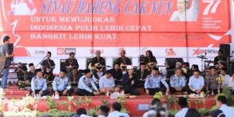 Gelar Sinau Bareng di Lapas Surabaya, Cak Nun Istilahkan Hidup Seperti Bermain Sepak Bola