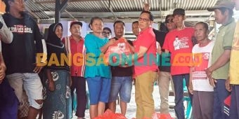 DPC PDIP Kabupaten Kediri Salurkan Sembako untuk Korban Puting Beliung di Besowo