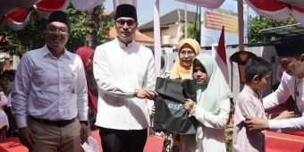 Pemkab Tuban Salurkan Santunan untuk 2.000 Anak Yatim dan Duafa