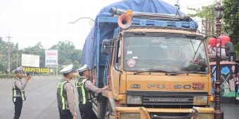 Polres Madiun Kota Pastikan Arus Lalu Lintas Lancar Selama Operasi Lilin Semeru 2025