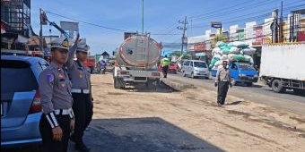 WFA ASN, Satlantas Polres Pasuruan Perketat Pembatasan Angkutan Barang Selama Nataru 2026