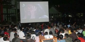 Ribuan Santri dan Pelajar Kabupaten Blitar Nobar Film G30S/PKI