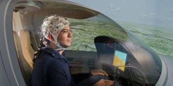 Topi EEG, Operasionalkan Komputer  dengan Kendali Otak