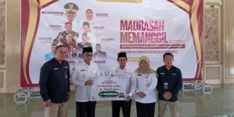 Bupati Pamekasan Lepas 102 Relawan Madrasah Memanggil III