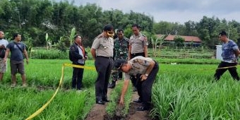 Gali Saluran Air, Warga Desa Kaponan Ponorogo Temukan Mayat Bayi