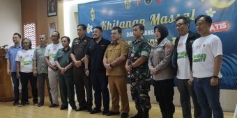 Peringati HPN ke-77, PWI Jatim Gelar Sunatan Massal di Balai Kota Kediri