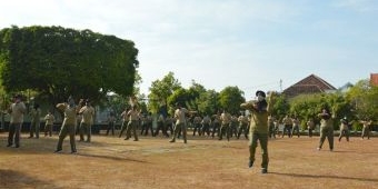 Tingkatkan Imun Tubuh di Tengah Pandemi, Jajaran Kodim 0802/Ponorogo Senam Bersama