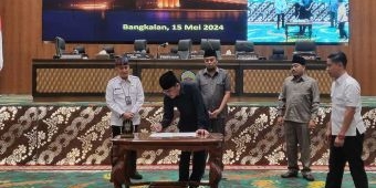 DPRD Bangkalan Tetapkan Raperda Fasilitas Penyelenggaraan Pesantren