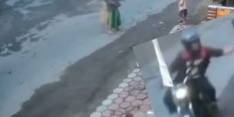 Jambret Apes! Nekat Gasak Perhiasan Emak-emak di Blitar, Ternyata Emas Imitasi