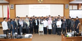 Ketua DPRD Gresik dan Baznas Teken MoU Pengumpulan, Pendistribusian dan Pendayagunaan  ZISWAF