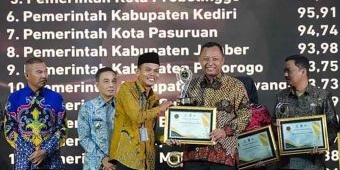 Pemkab Kediri Raih Penghargaan Terbaik Keterbukaan Informasi Publik
