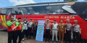 Satlantas Polres Kediri Kota Ramp Check Bus saat Operasi Keselamatan Semeru 2026