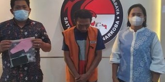 Satnarkoba Polrestabes Surabaya Gulung Pelaku Joki dan Pengguna Sabu di Semolowaru