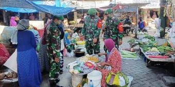 Penjual Tak Bermasker, Kena Semprot Petugas Penegak Disiplin Kesehatan