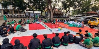 GP Ansor Kejayan Bagikan 2.500 Takjil