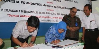 Semen Indonesia Foundation Dukung Pembangunan Sekolah Berwawasan dan Berbudaya Lingkungan di Madiun