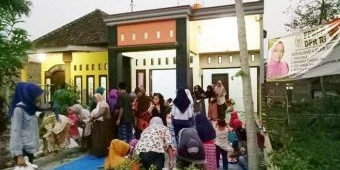 Blusukan ke Desa-desa di Jombang, Estu Kampanyekan Gus Ipul-Puti