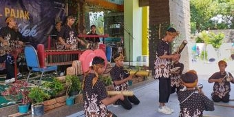KPP Pratama Tuban Kenalkan Pajak ke Masyarakat Lewat Festival Tongklek dan Mural