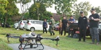 Tarik Minat Petani Milenial, Bupati Kediri Beri 5 Drone