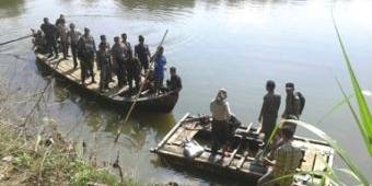 Warga Keluhkan Satpol PP Bojonegoro yang Selalu Gagal Amankan Penambang Pasir Ilegal