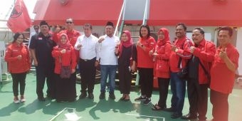 PDIP Gresik Gelar Pengobatan Gratis di RS Apung Laksamana Malahayati