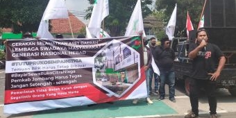 Tuntut Pemkab Jombang Segera Sikapi Temuan BPK Terkait Aset Milik Daerah, Puluhan Massa Unjuk Rasa