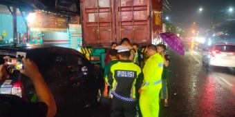 Laka Beruntun di Geluran Sidoarjo, Mahasiswi Tewas Usai Motor Tabrak Mobil dan Tersambar Truk