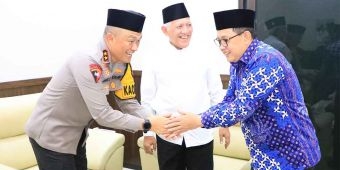 Sukseskan Pilkada 2024, Pj Gubernur Jatim Ajak Ulama dan Forkopimda Jaga Sinergitas 