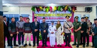 Bupati Gresik Lantik Mujiani Jadi Kades Laban PAW