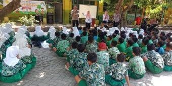 Cegah Bullying, Polisi Edukasi Pelajar SDN Janti Tulangan Sidoarjo