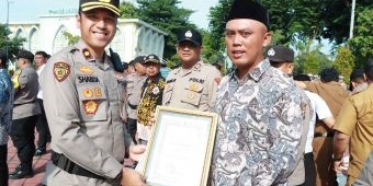 Polres Gresik Apresiasi Tokoh Masyarakat dan Personel Berprestasi