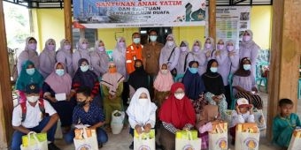 Safari Ramadan 1443 H, Istri Karyawan TPPI Tuban Bagikan Ratusan Paket Sembako dan Santuni Yatim