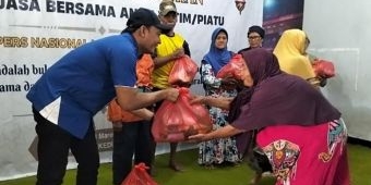 Bakti Sosial HPN 2026, PWI Kediri Raya Salurkan Sembako dan Santuni Ratusan Anak Yatim