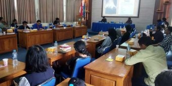 Tingkatkan Skill Jurnalis Mahasiswa dan Media Mainstream, AJI Kediri Gelar Workshop di UNP