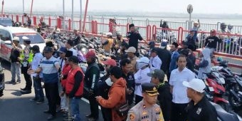 Diduga Sebagai Penyebab Kecelakaan, Ormas Madas Tutup Tol Suramadu