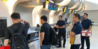 Langgar Izin Tinggal, Imigrasi Kediri Deportasi 2 WNA Tiongkok